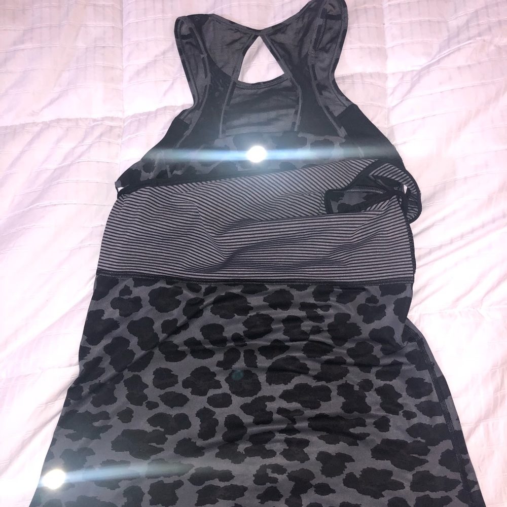 Lululemon tank